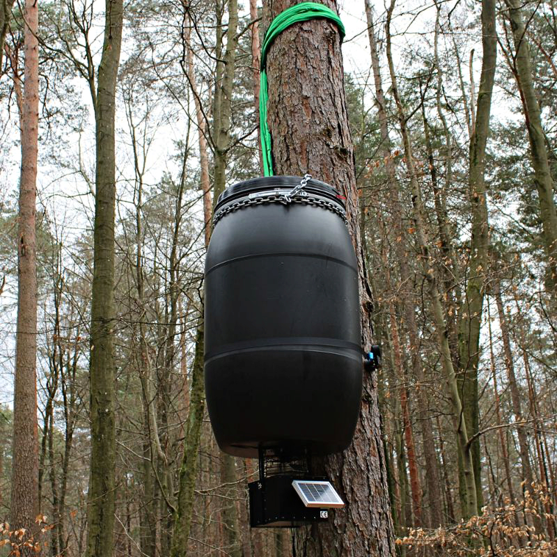 AttraTec Kirrstation 220l mit AttraTec Kirrautomat 