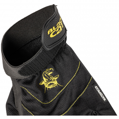 Black Cat Waterproof Glove Unisex (Black)