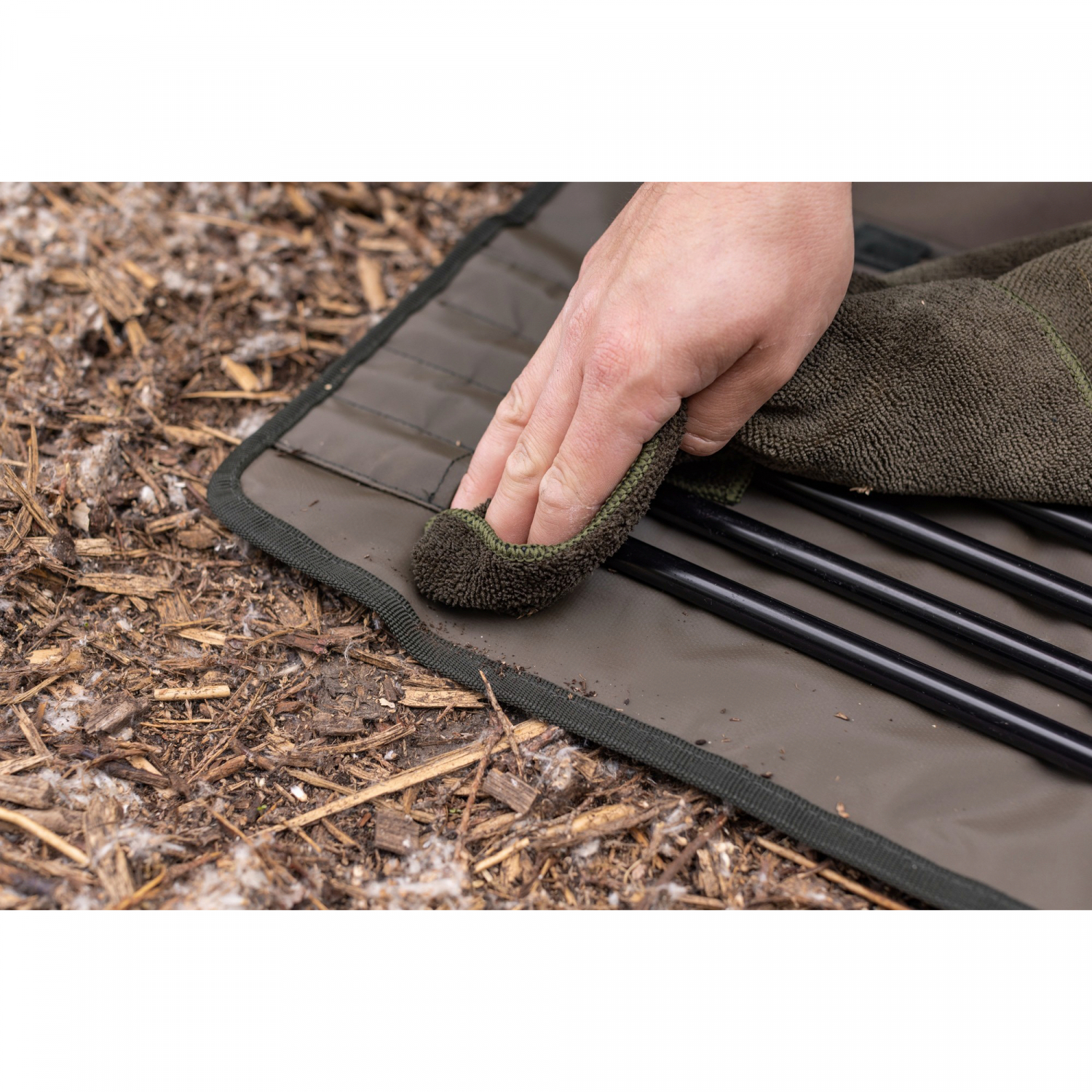 Korda Compac Bivvy Wrap Dark Kamo 