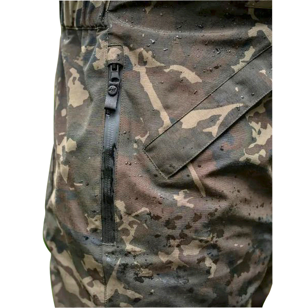 Nash Unisex Zero Tolerance Helluva Waterproof Bib and Brace Camo 