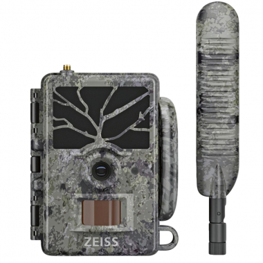 Zeiss Secacam1 wildlife camera + Bearstep 2 Flood Guard Power torch set
