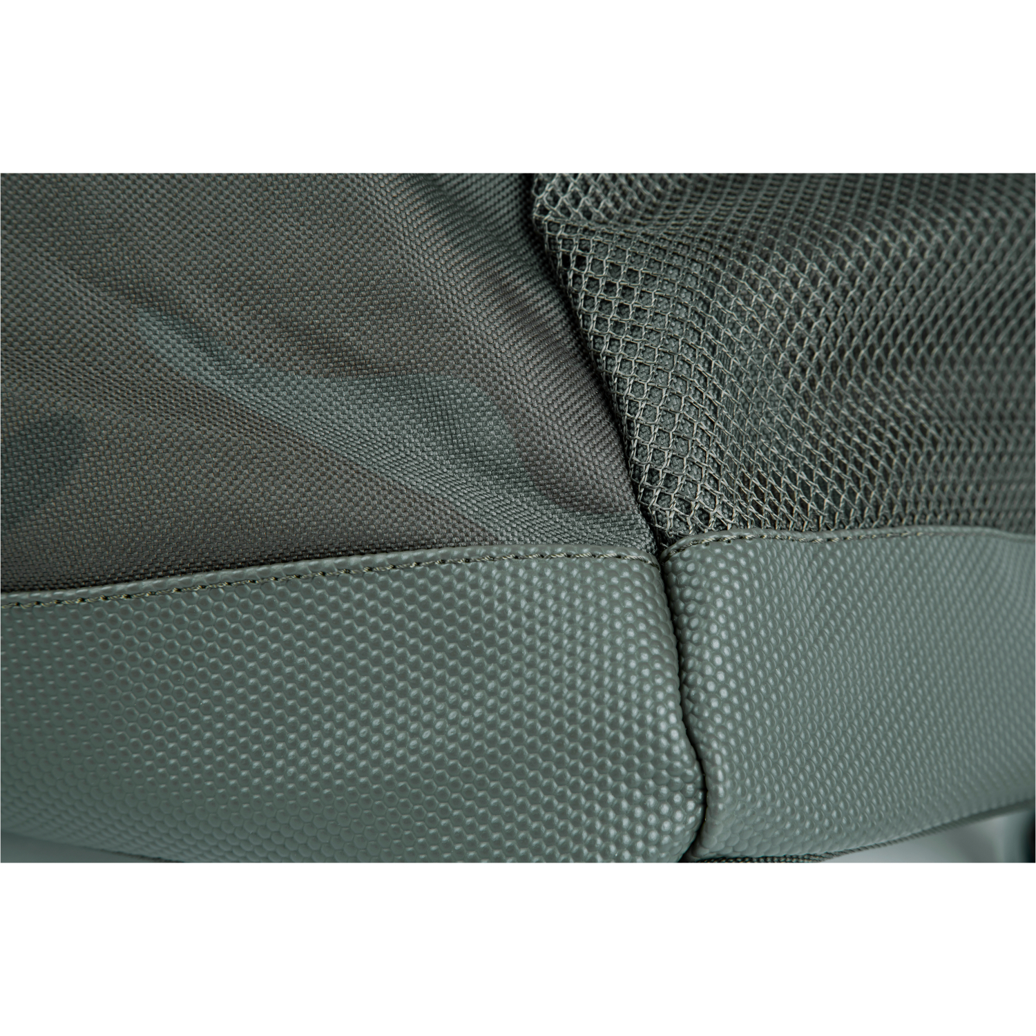 Sonik Xtractor Bait & Tackle Bag 