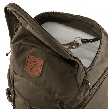 Fjällräven Singi 28 (Dark Olive)