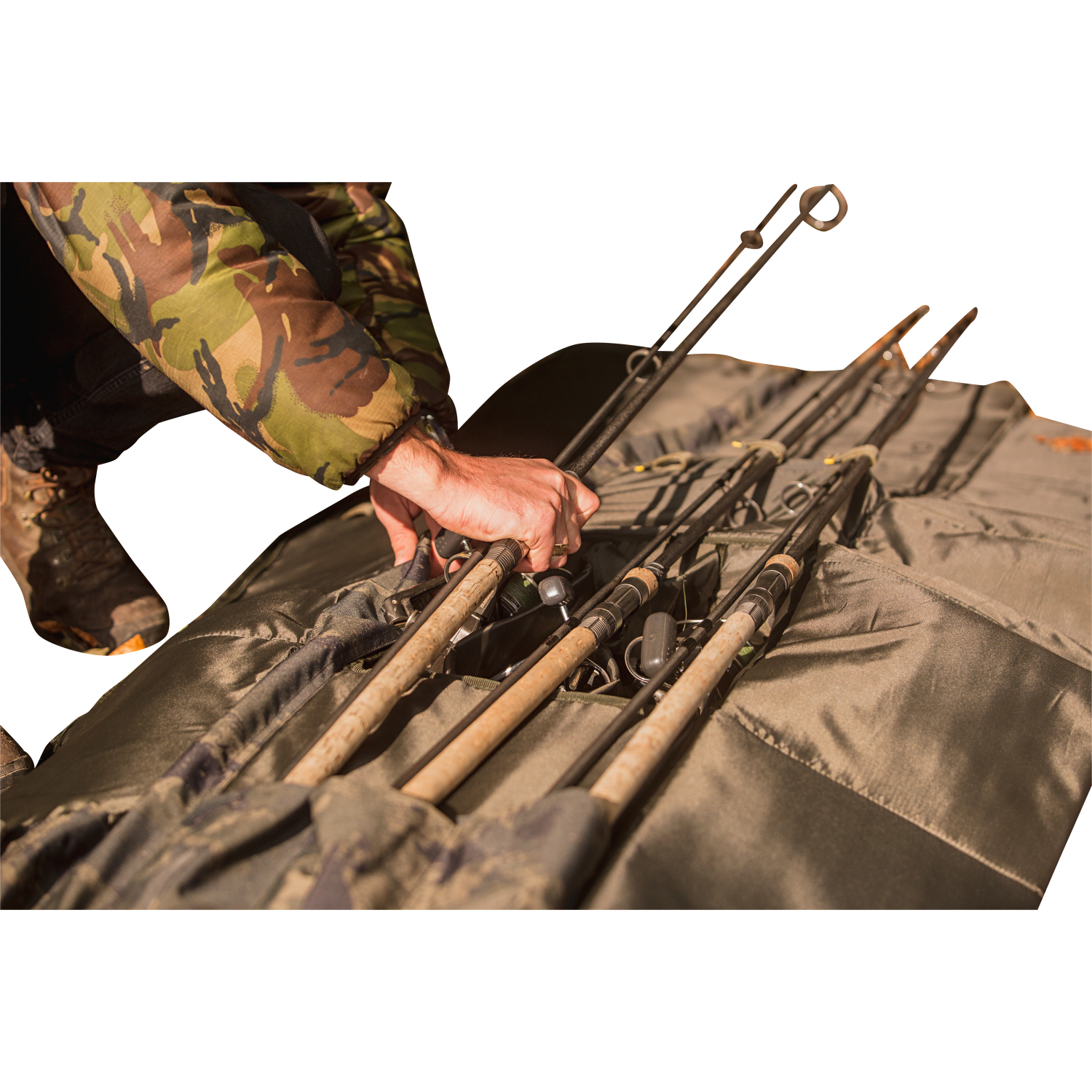 Solar Tackle Rod case UnderCover Rod Holdall (camo) 