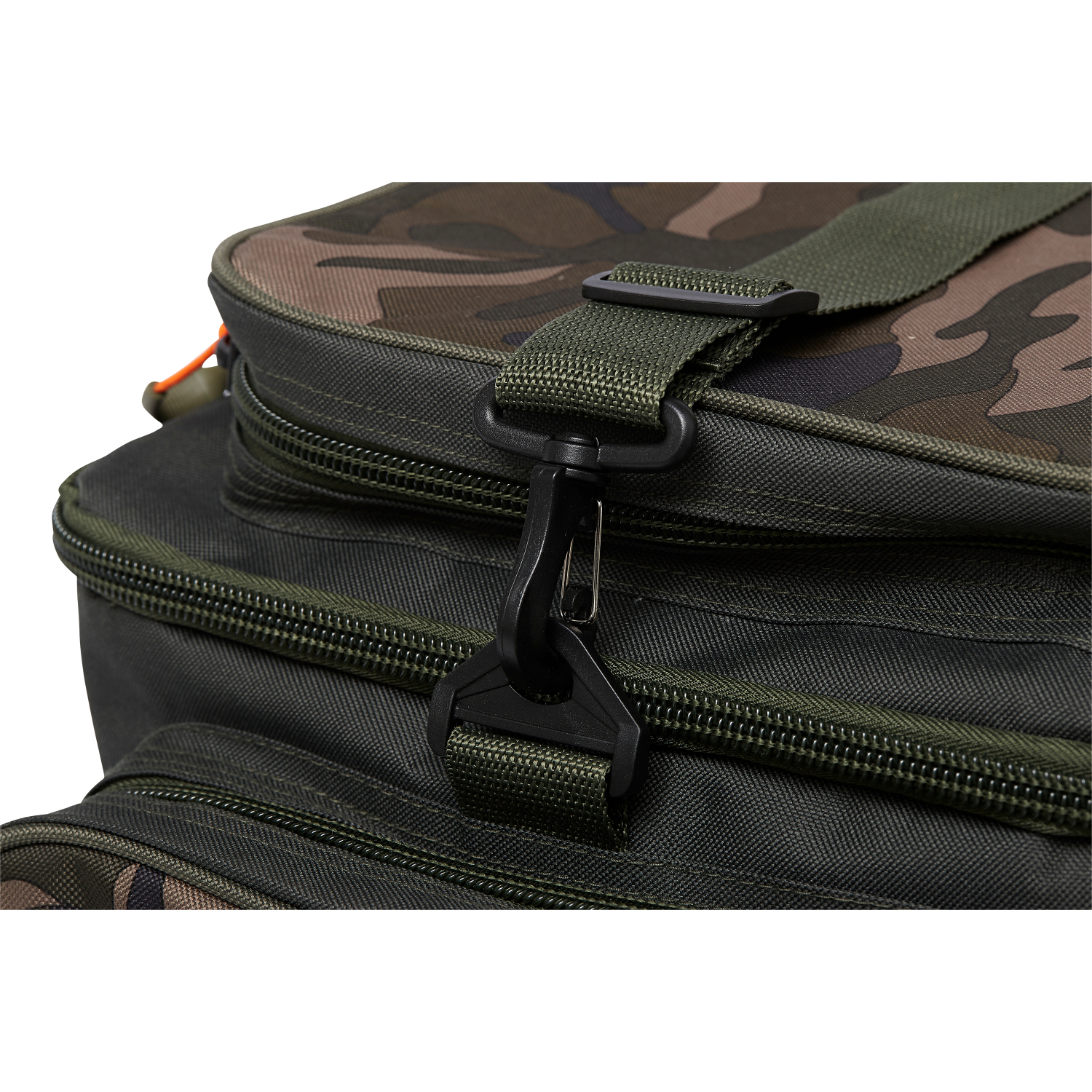 Prologic Bag Avenger Luggage Model (M) 