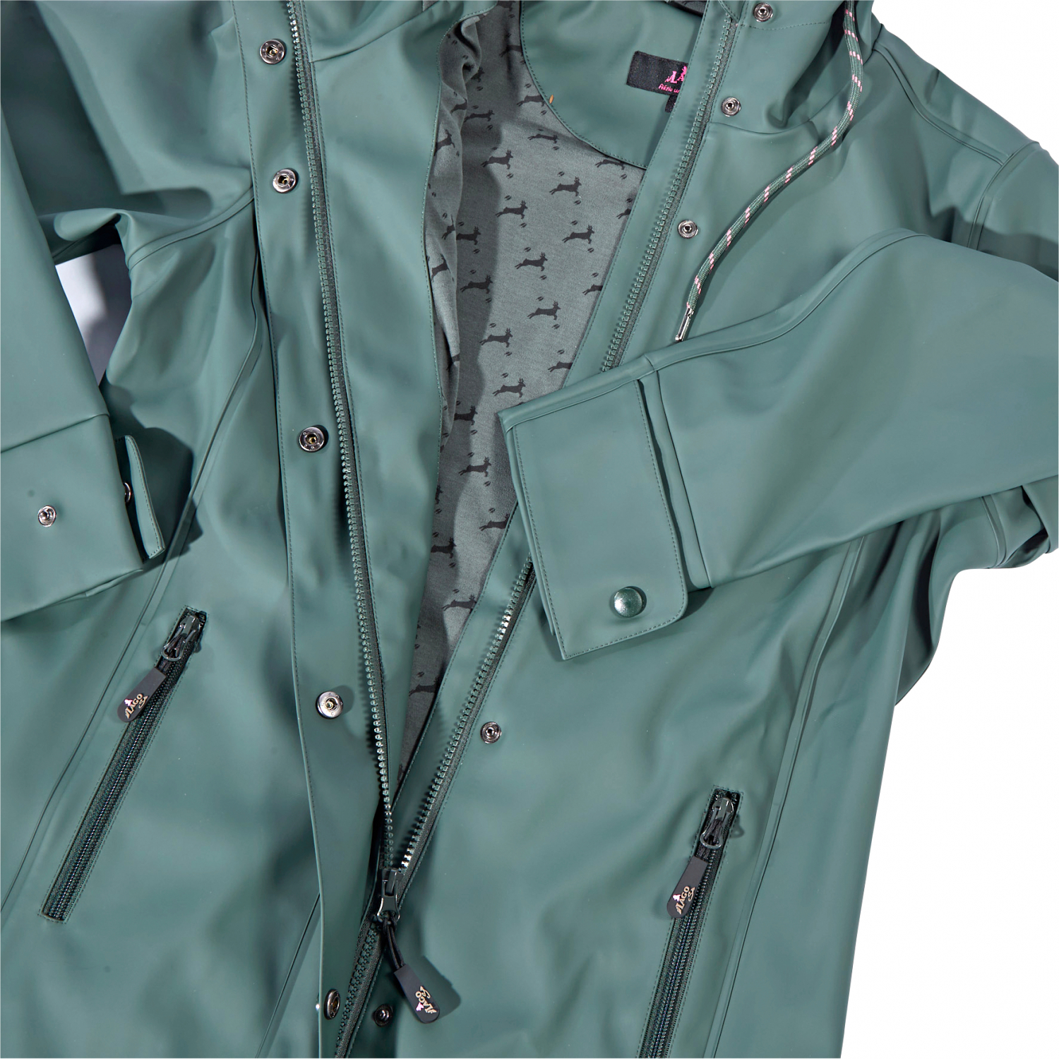 il Lago Sie Women's Ultrasoft rain jacket, little deer 