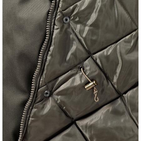  Anorak Canada