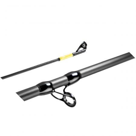  La Moustique Cast