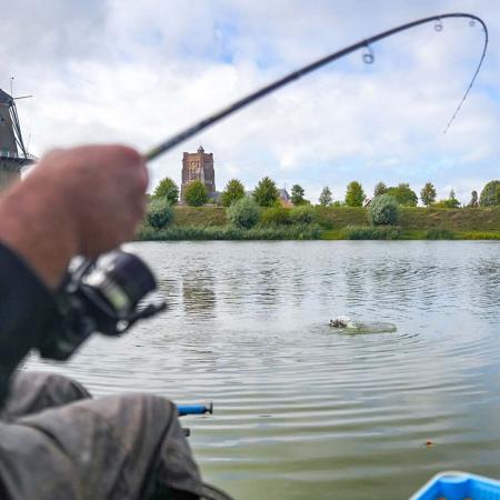  KXB Pro Carp Feeder